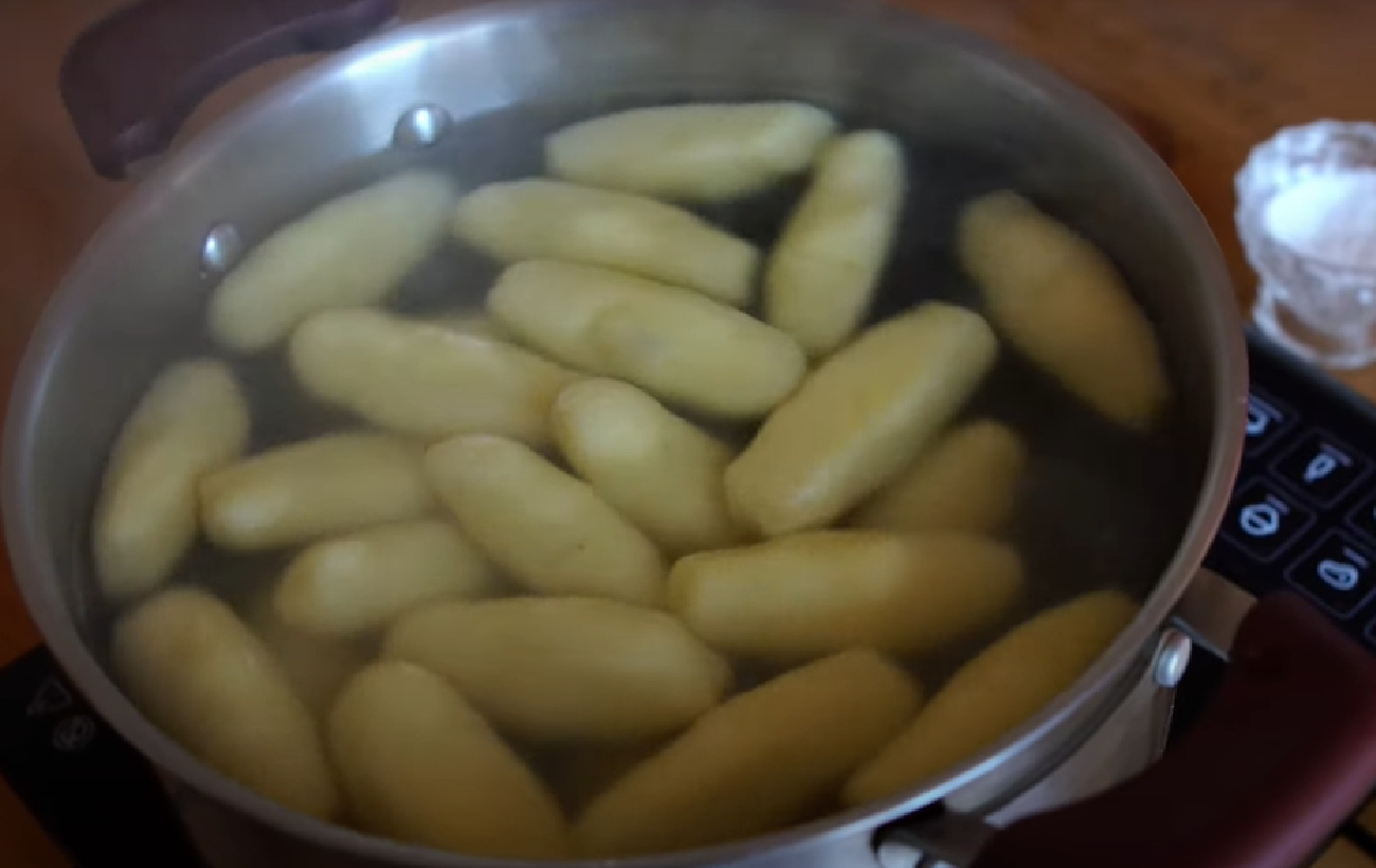 Палюшки с творогом и мачанкой: старинный рецепт вкусных галушек из картофеля